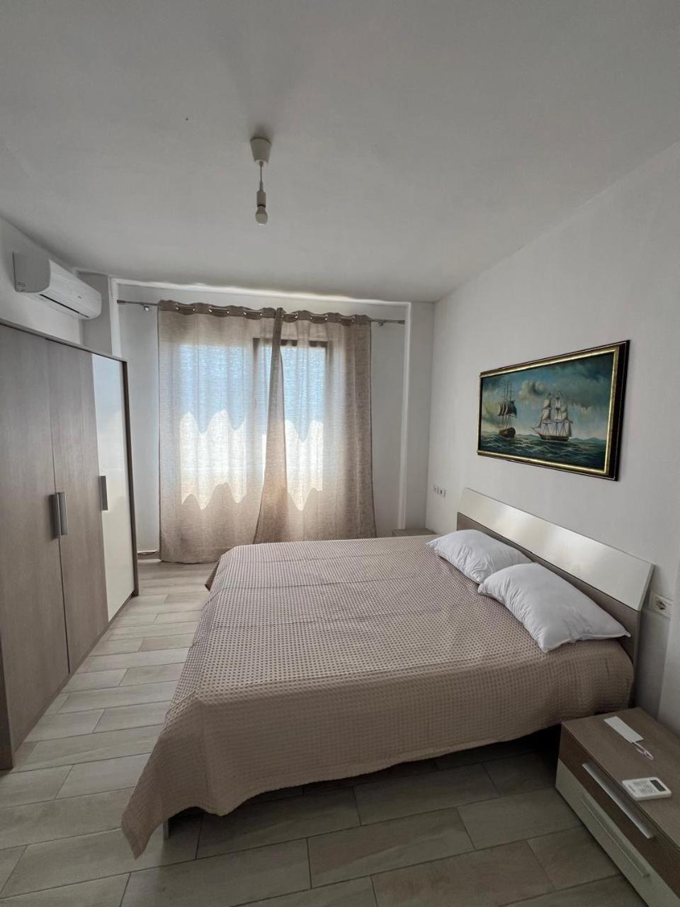 Apartment Parid *